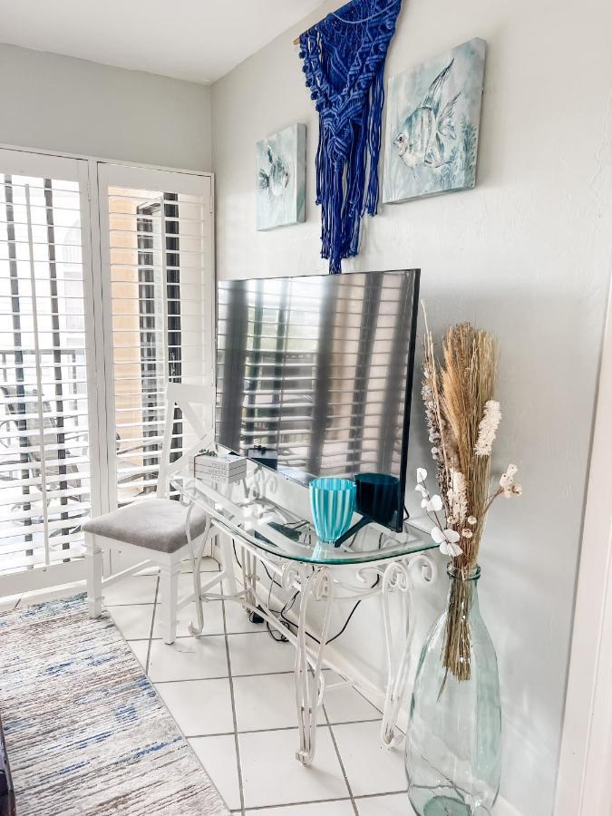 Knot A Care Remodeled Direct Water Access Condo With Ocean And Pool Views Now Sleeps Six マルコ・アイランド エクステリア 写真